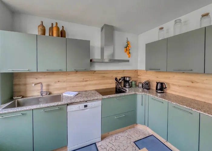 Maison De Charme A * Remy (Oise)